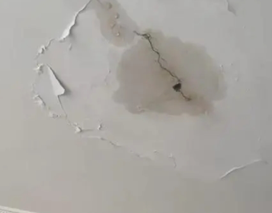 奇台阳台漏水维修公司分享下屋面防水工程质量问题原因分析